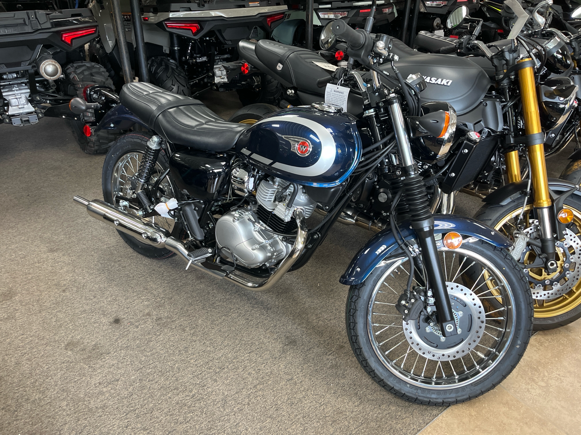 2025 Kawasaki W230 ABS 1