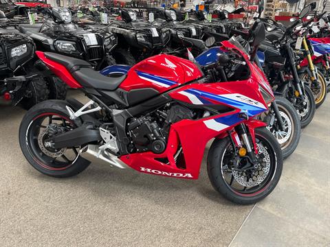 2026 Honda CBR650R E-Clutch — photo 1 of 17