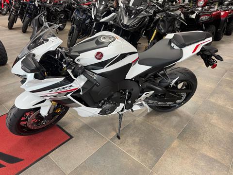 2027 Honda CBR1000RR — photo 1 of 4