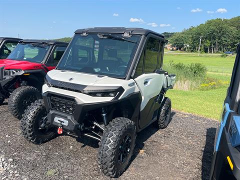 2026 Can-Am Defender Limited HD11