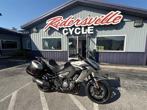 2016 Kawasaki Versys 1000 LT — photo 1 of 35