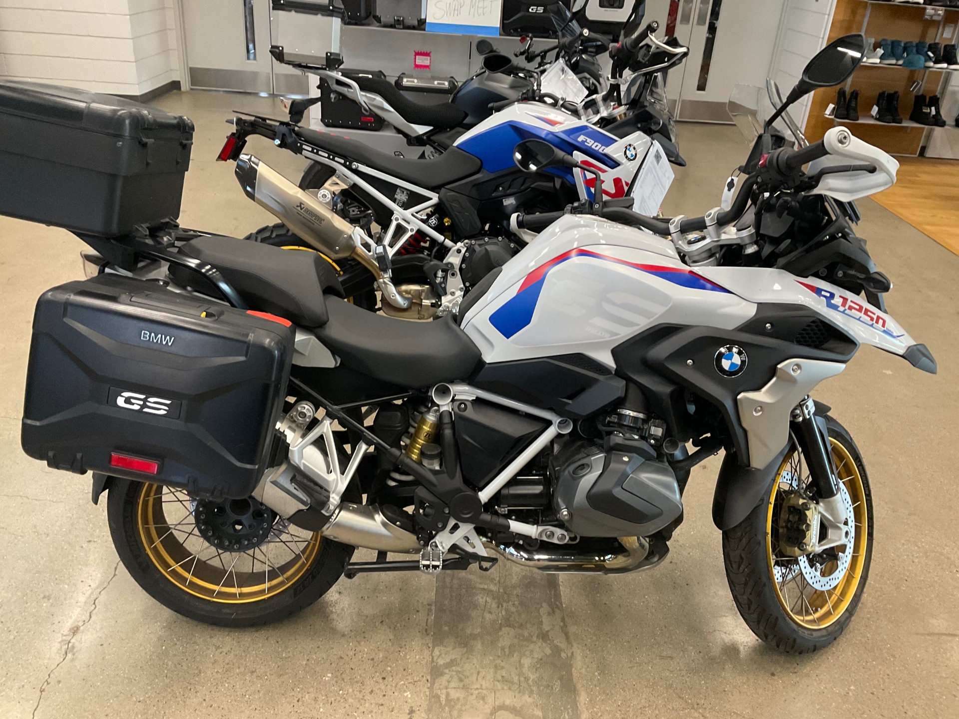 Bmw Motorrad Moto Bmw Gs Usate R 1250 Gs Adventure Usata R1200gs