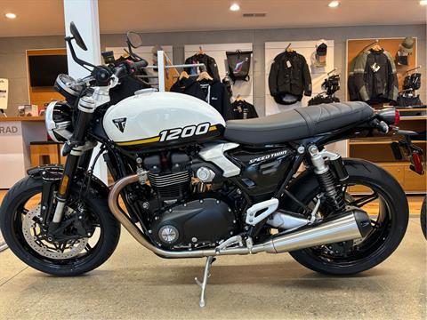New 2025 Triumph Speed Twin 1200 Motorcycles in Columbus, OH