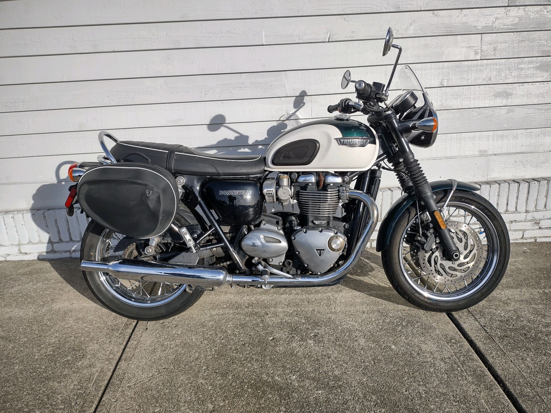 2018 Triumph Bonneville T120 in Columbus, Ohio - Photo 2