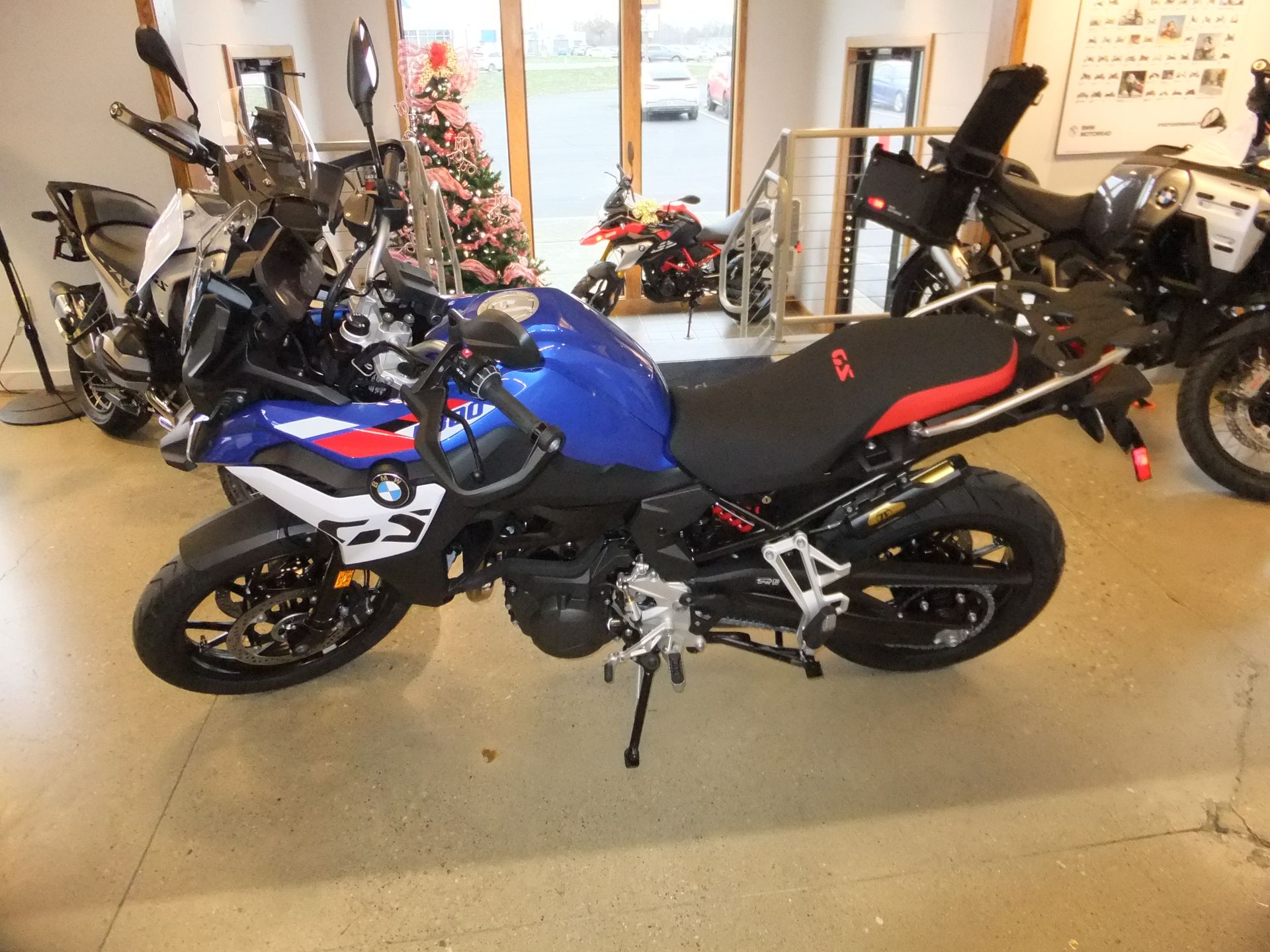 2025 BMW F 800 GS 2