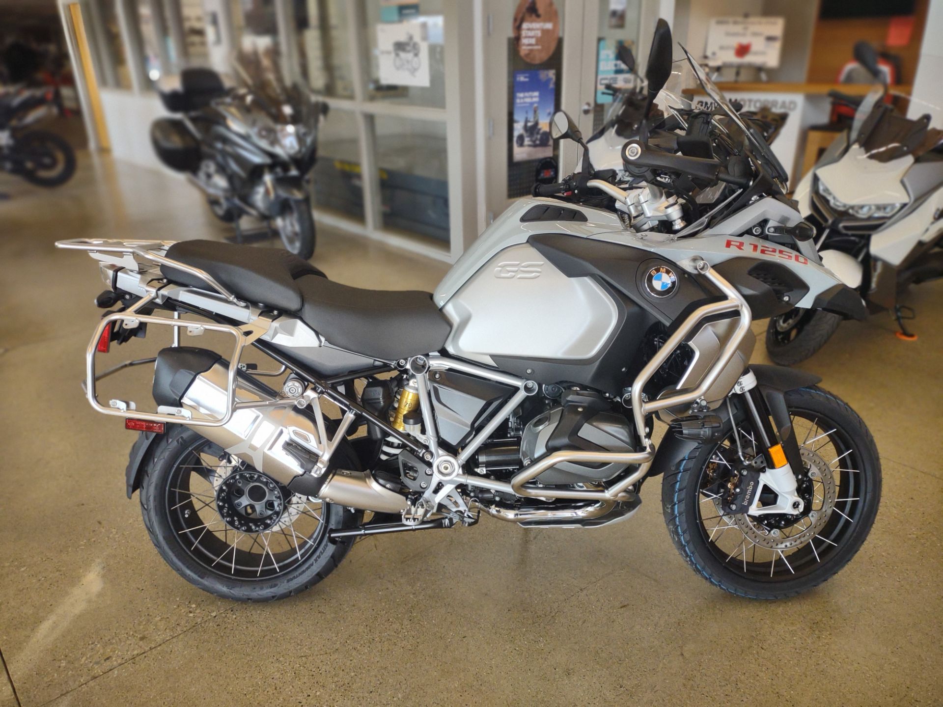 Adventure Bike Bmw Gs 1250 Enduro 850 Gs Bmw Motorrad Bmw Gs 1250