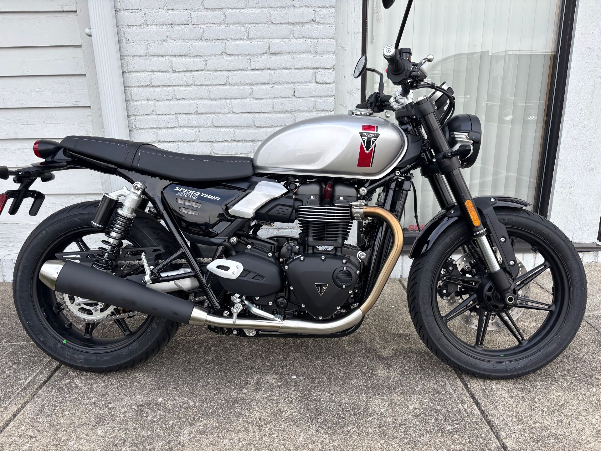 New 2025 Triumph Speed Twin 900 Motorcycles in Columbus, OH
