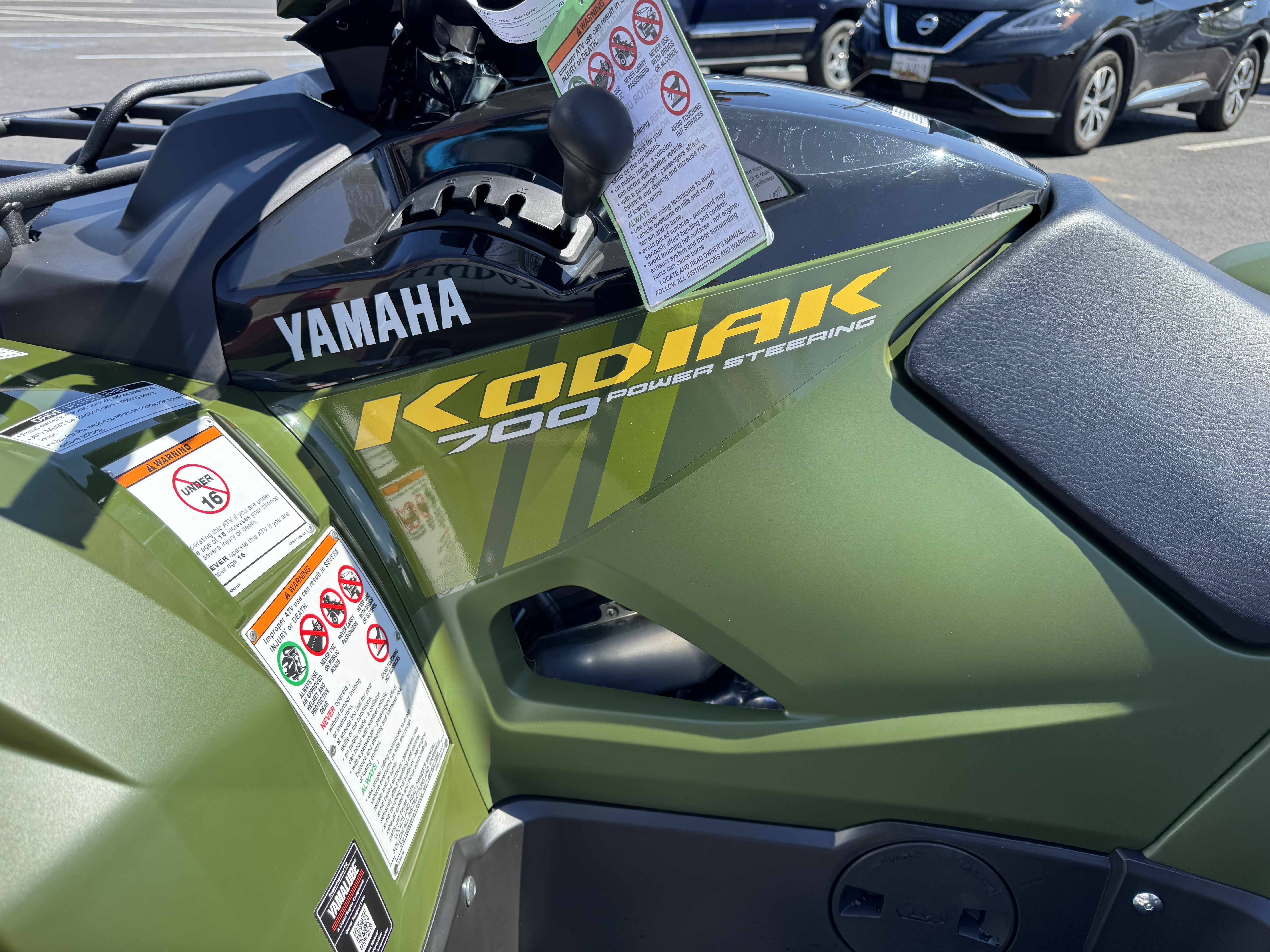 2026 Yamaha Kodiak 700 EPS 9