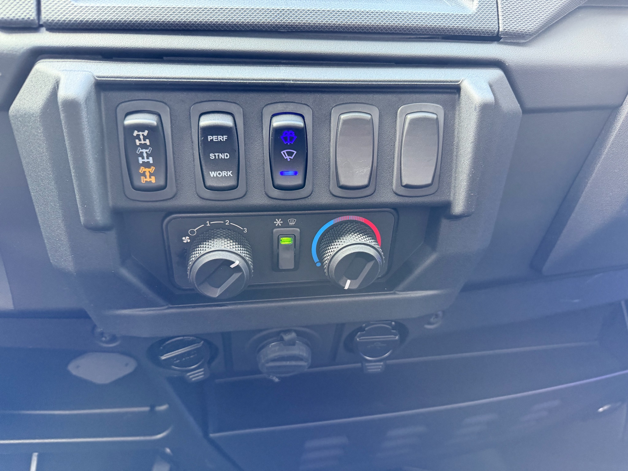 2027 Polaris Ranger XP 1000 NorthStar Ultimate 12