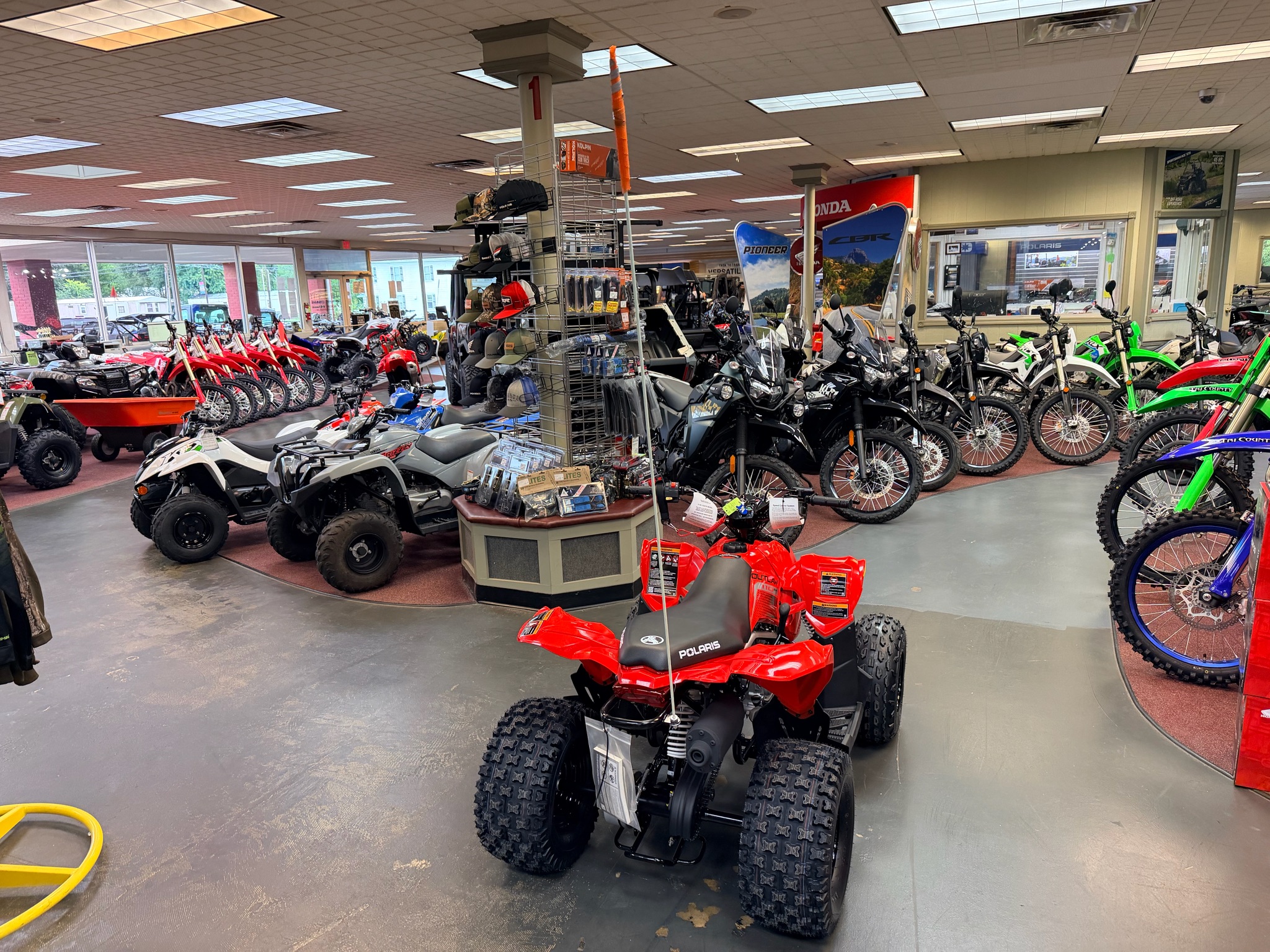 2027 Polaris Outlaw 110 EFI 7