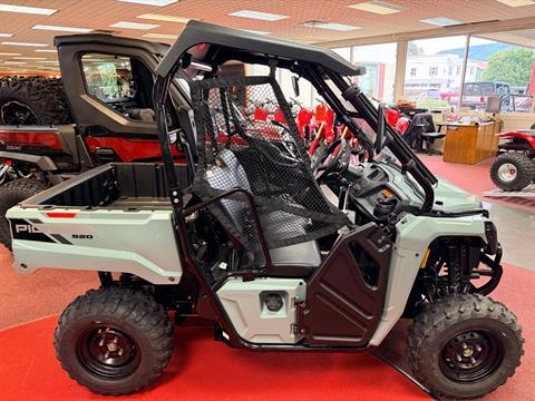 2026 Honda Pioneer 520 — photo 1 of 9