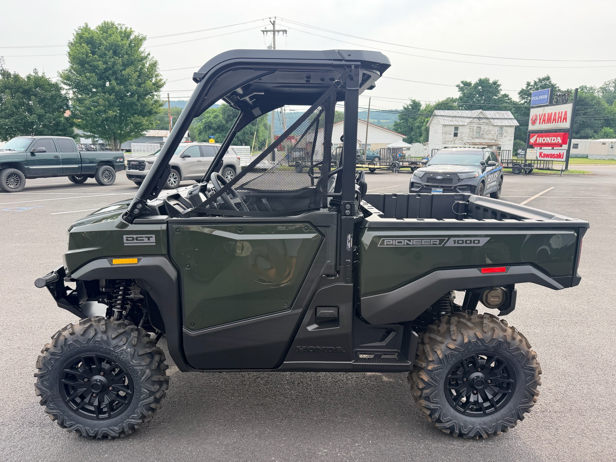2026 Honda Pioneer 1000 Deluxe 4