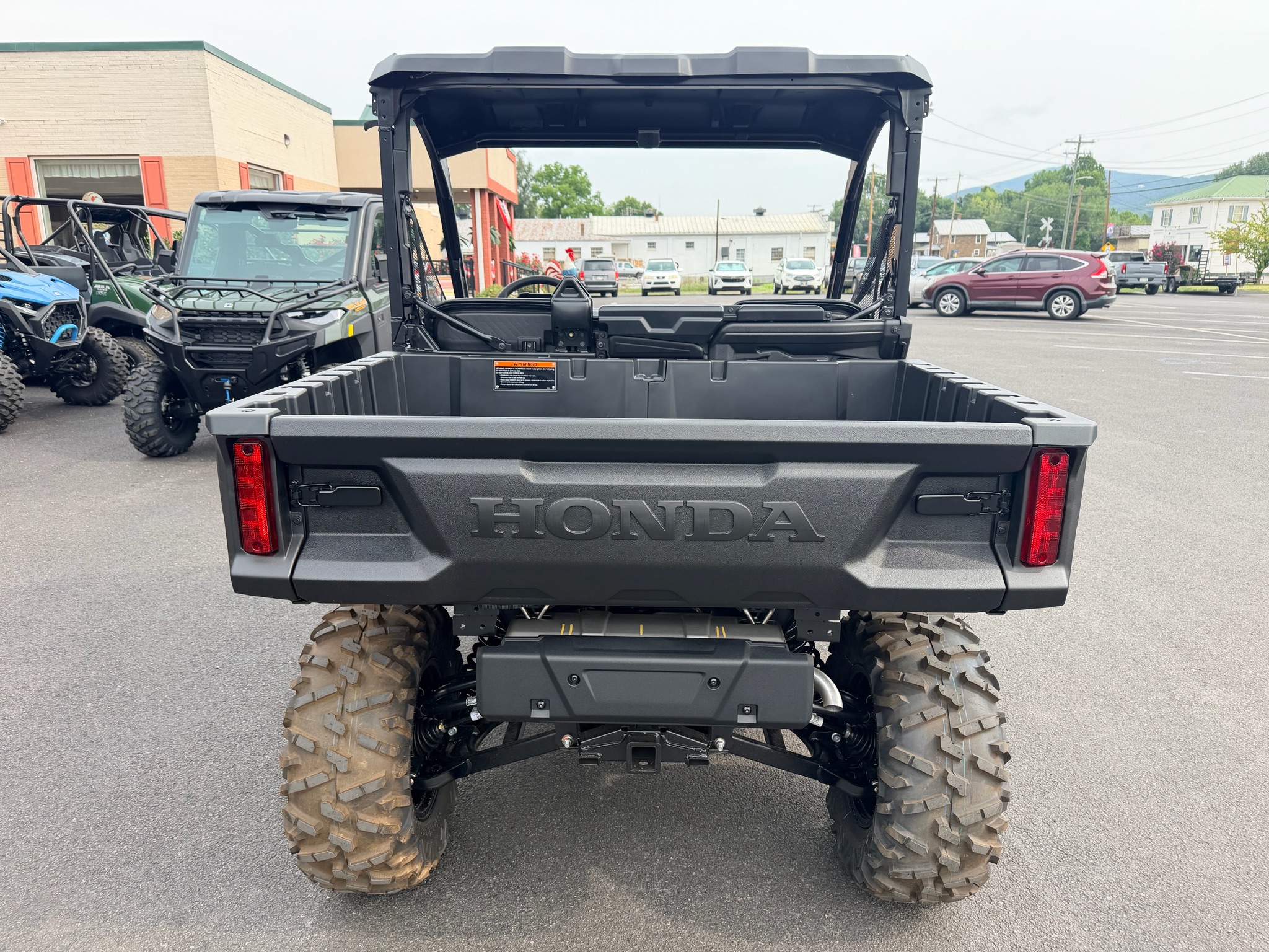 2026 Honda Pioneer 1000 Deluxe 5