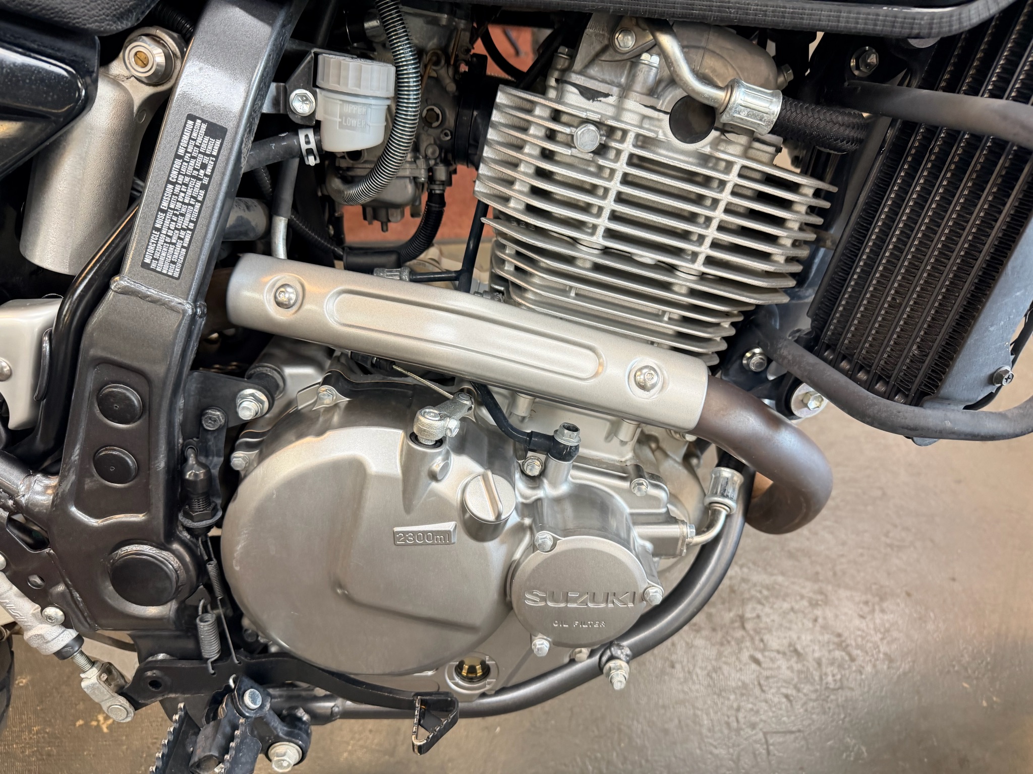 2023 Suzuki DR650S 9