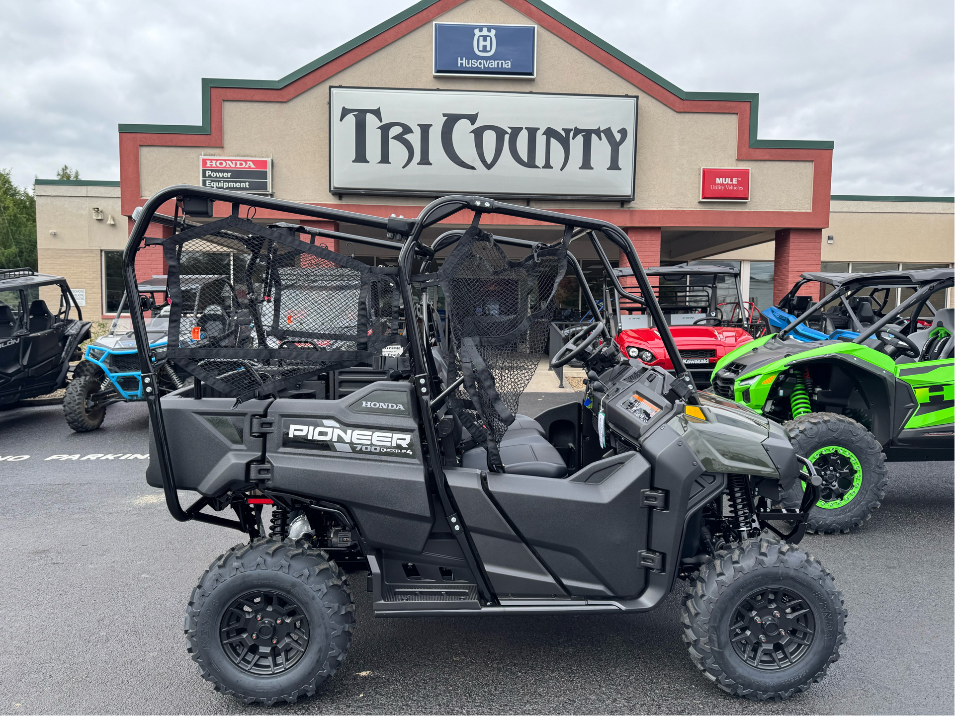 2026 Honda Pioneer 700-4 Deluxe for sale 1315864