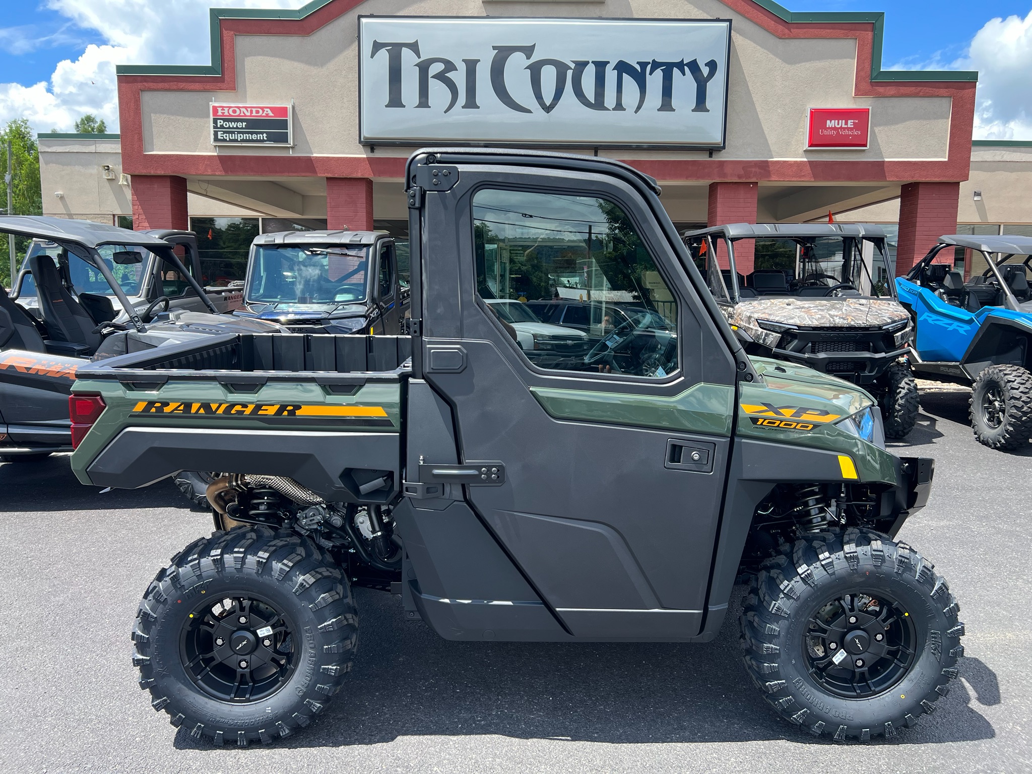 2027 Polaris Ranger XP 1000 NorthStar Ultimate 1