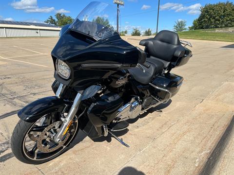 2025 Harley-Davidson Street Glide® Ultra in Dubuque, Iowa - Photo 6