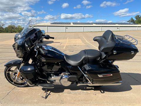 2025 Harley-Davidson Street Glide® Ultra in Dubuque, Iowa - Photo 5