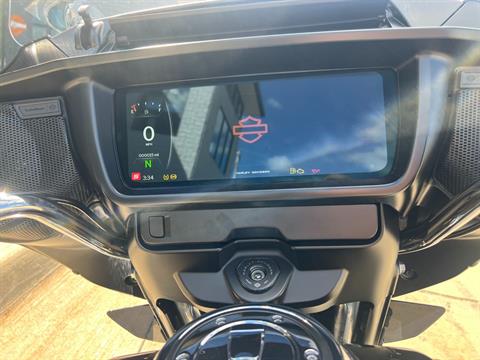 2025 Harley-Davidson Street Glide® Ultra in Dubuque, Iowa - Photo 9