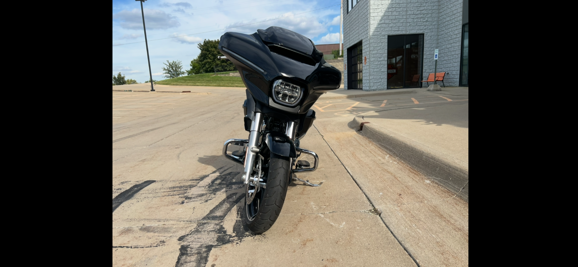 2025 Harley-Davidson Street Glide® in Dubuque, Iowa - Photo 7