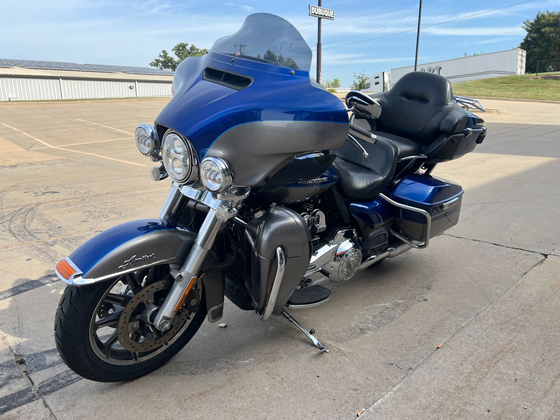 2017 Harley-Davidson Ultra Limited in Dubuque, Iowa - Photo 8