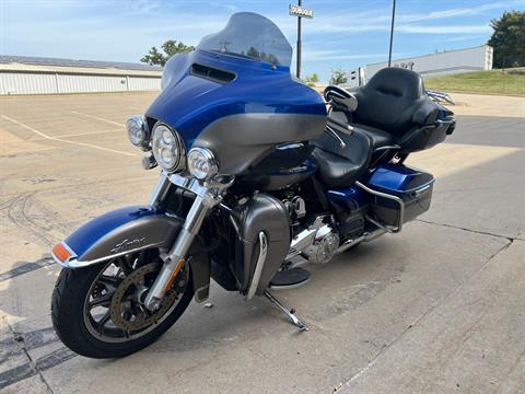 2017 Harley-Davidson Ultra Limited in Dubuque, Iowa - Photo 8
