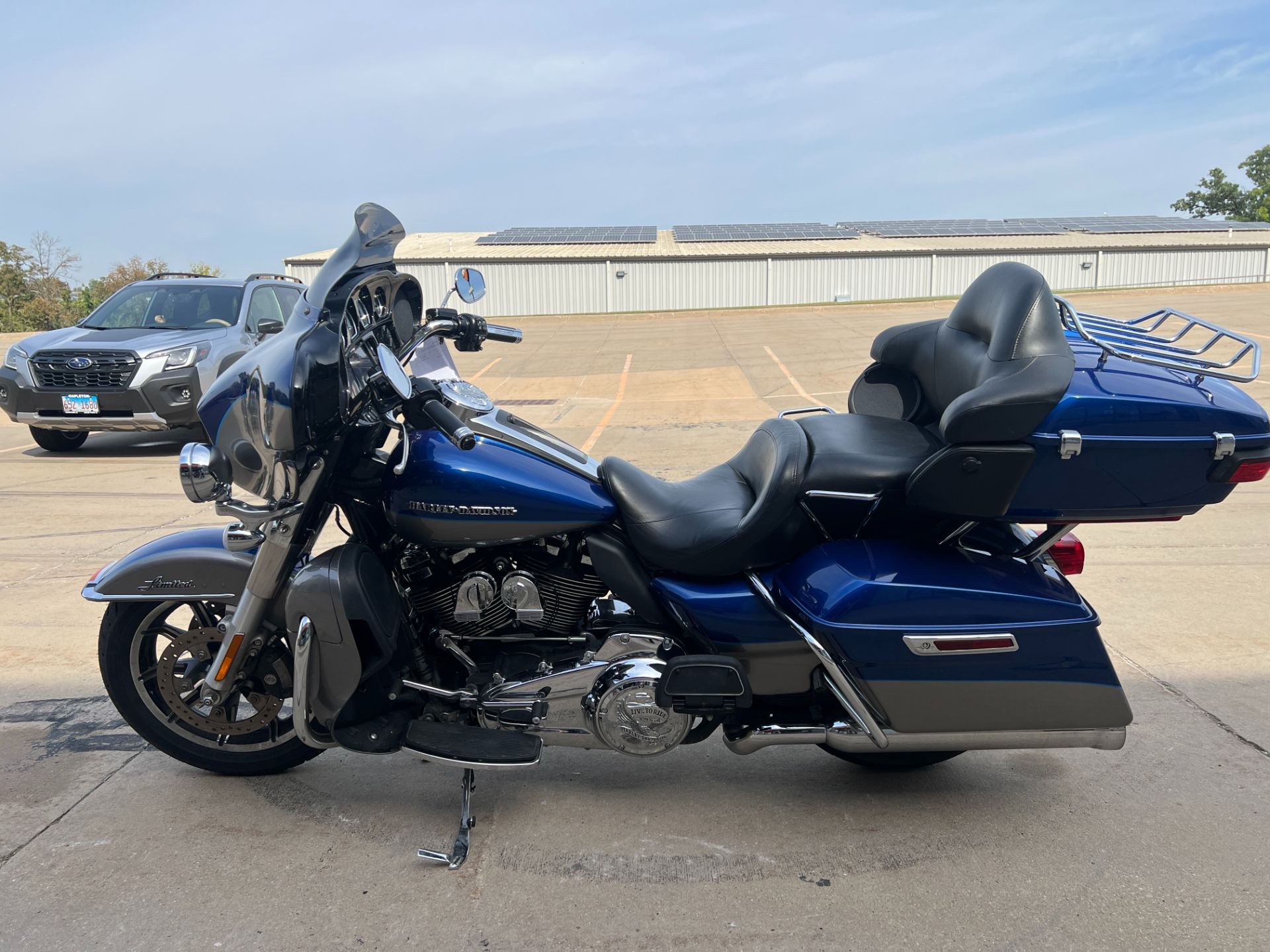 2017 Harley-Davidson Ultra Limited in Dubuque, Iowa - Photo 7