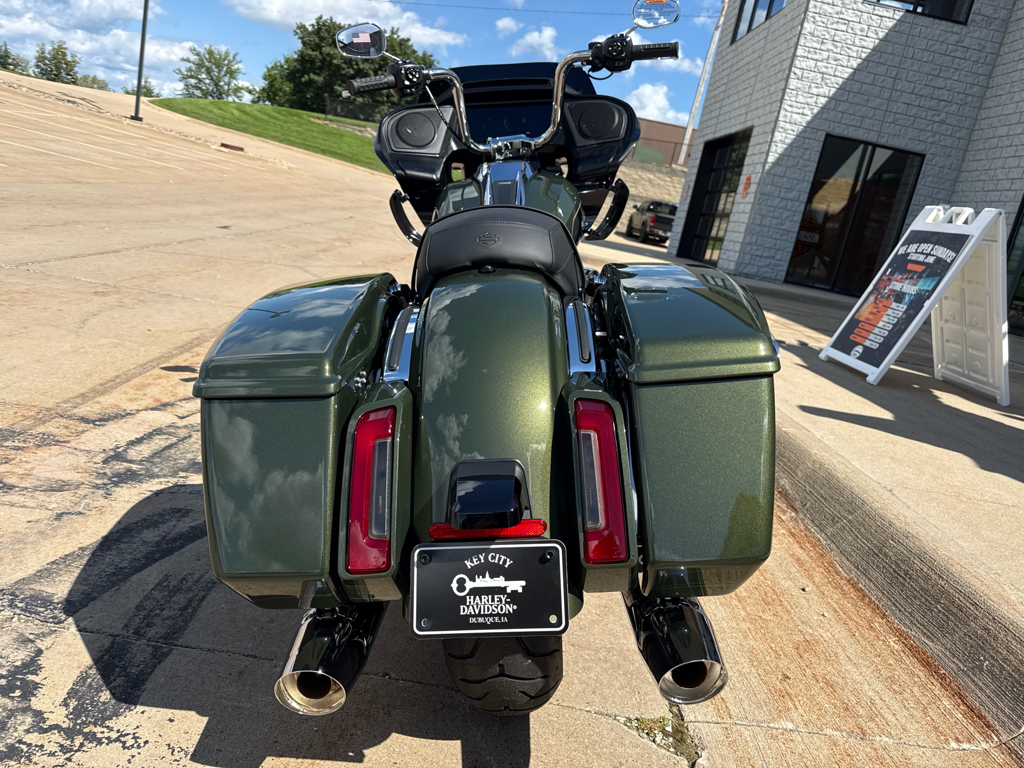 2026 Harley-Davidson Road Glide® 10