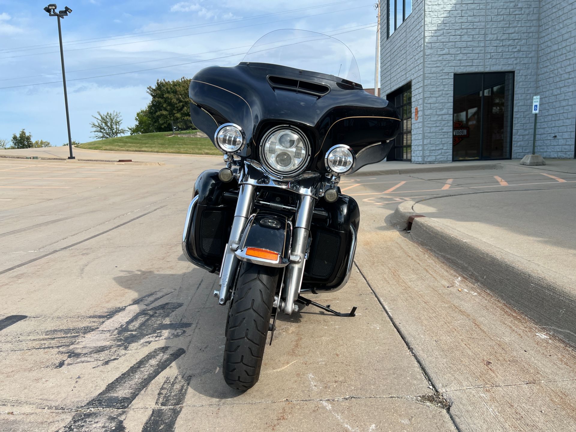 2017 Harley-Davidson Ultra Limited in Dubuque, Iowa - Photo 7