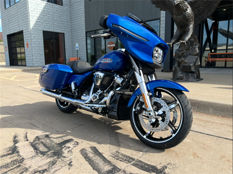 2025 Harley-Davidson Street Glide® in Dubuque, Iowa - Photo 11