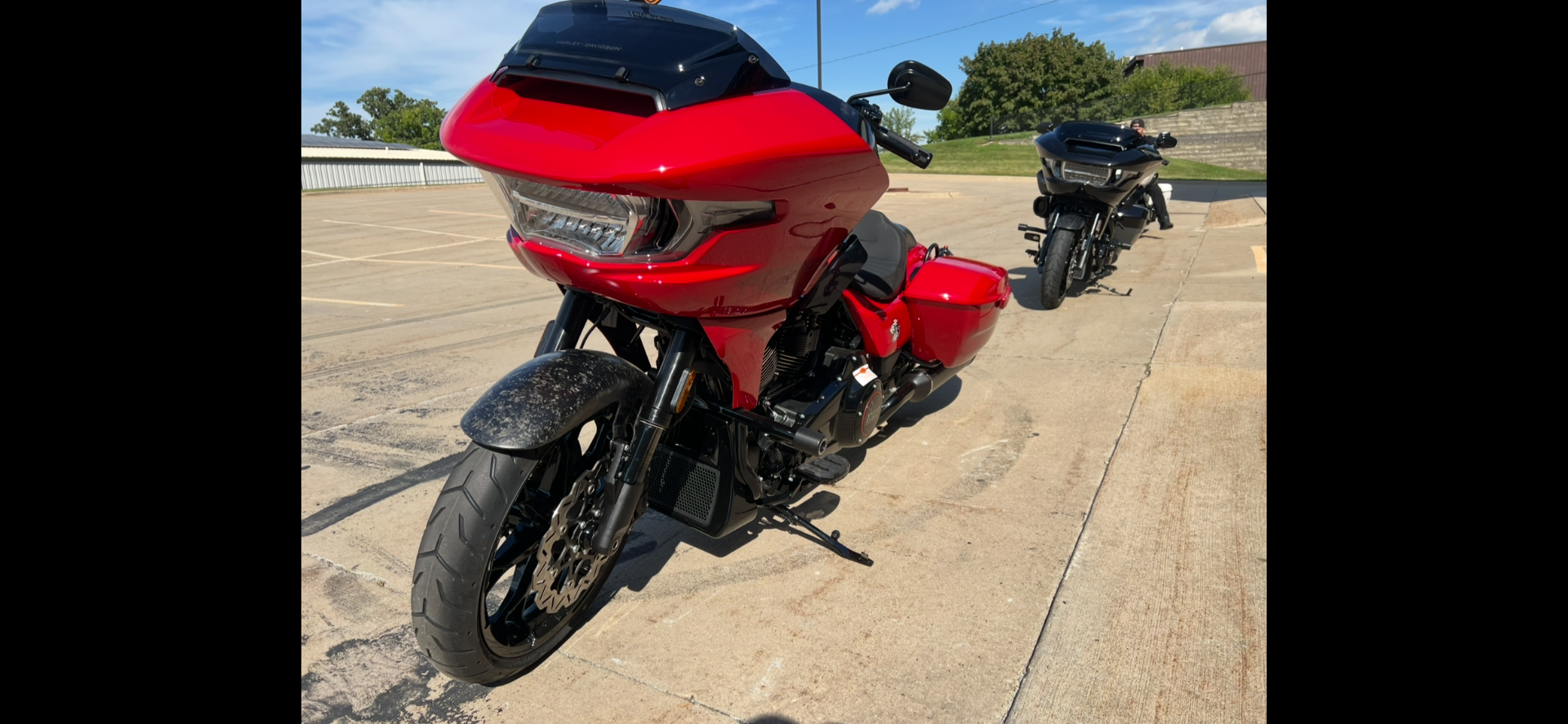 2025 Harley-Davidson CVO™ Road Glide® ST in Dubuque, Iowa - Photo 6
