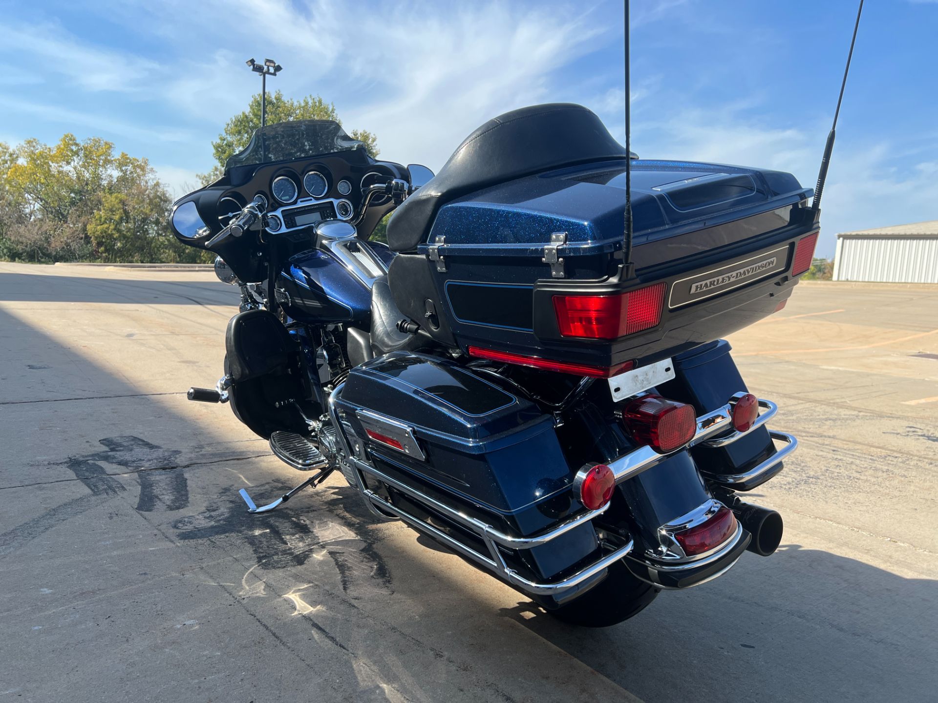 2013 Harley-Davidson Ultra Classic® Electra Glide® in Dubuque, Iowa - Photo 7