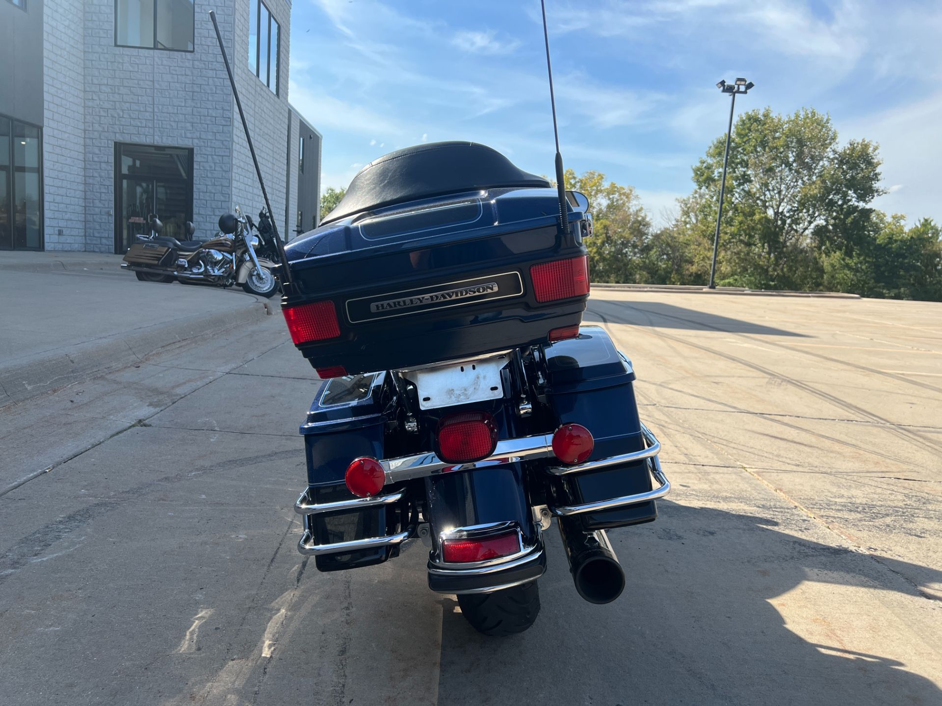 2013 Harley-Davidson Ultra Classic® Electra Glide® in Dubuque, Iowa - Photo 4