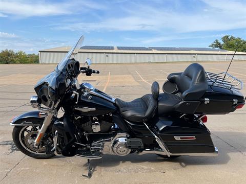 2015 Harley-Davidson Ultra Limited in Dubuque, Iowa - Photo 5