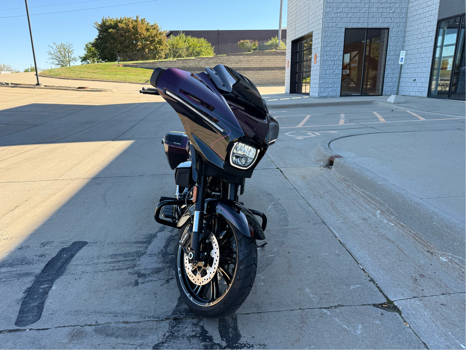 2025 Harley-Davidson CVO™ Street Glide® in Dubuque, Iowa - Photo 7
