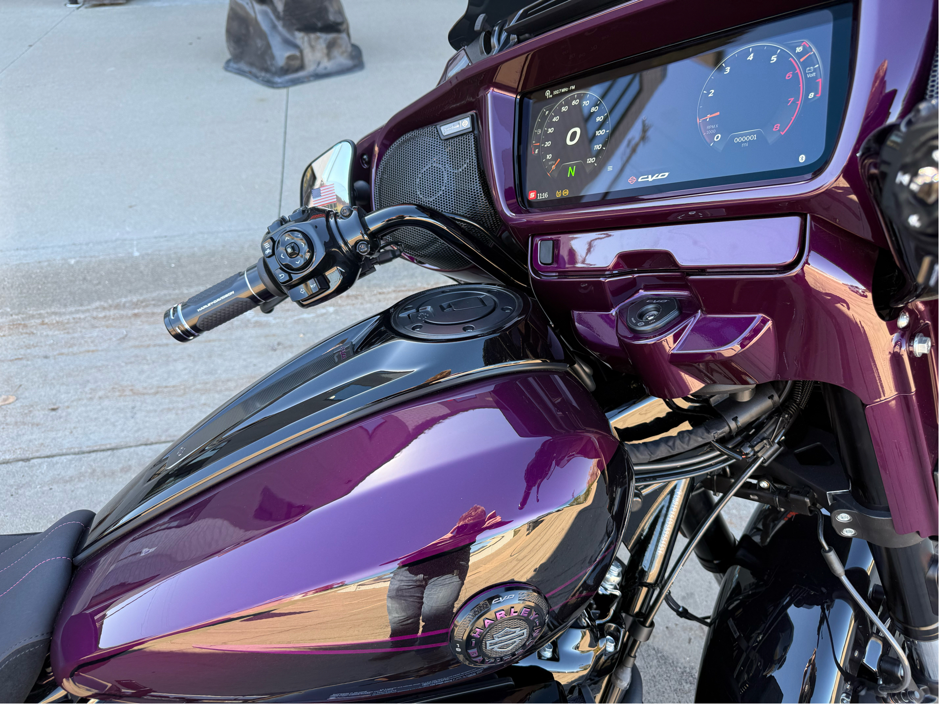 2025 Harley-Davidson CVO™ Street Glide® in Dubuque, Iowa - Photo 9