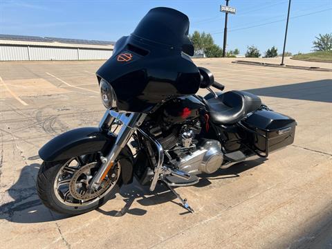 2020 Harley-Davidson Electra Glide® Standard in Dubuque, Iowa - Photo 8