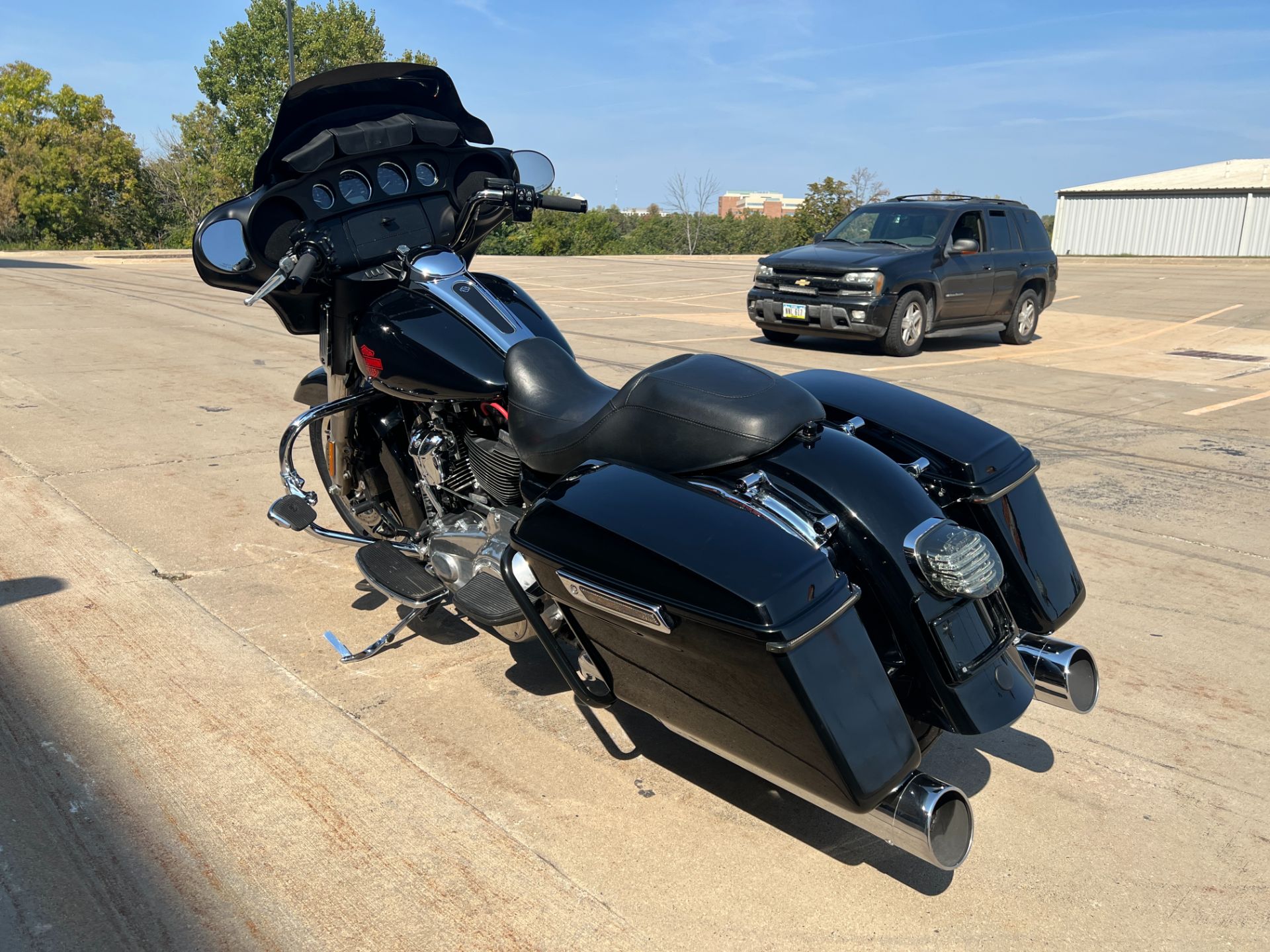 2020 Harley-Davidson Electra Glide® Standard in Dubuque, Iowa - Photo 5