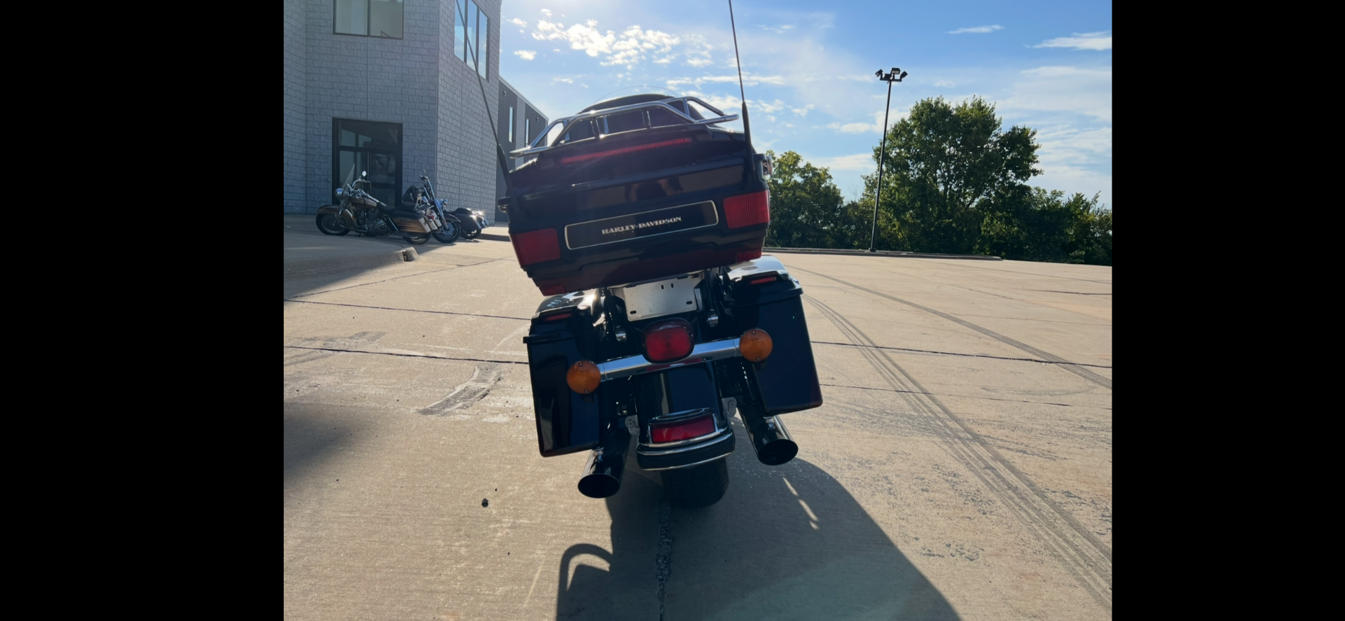2011 Harley-Davidson Electra Glide® Ultra Limited in Dubuque, Iowa - Photo 3