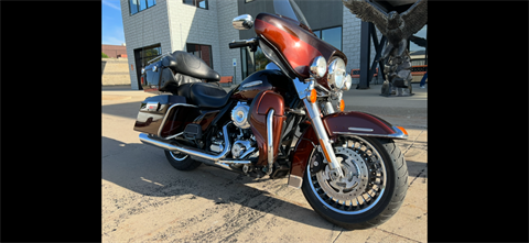 2011 Harley-Davidson Electra Glide® Ultra Limited in Dubuque, Iowa - Photo 8