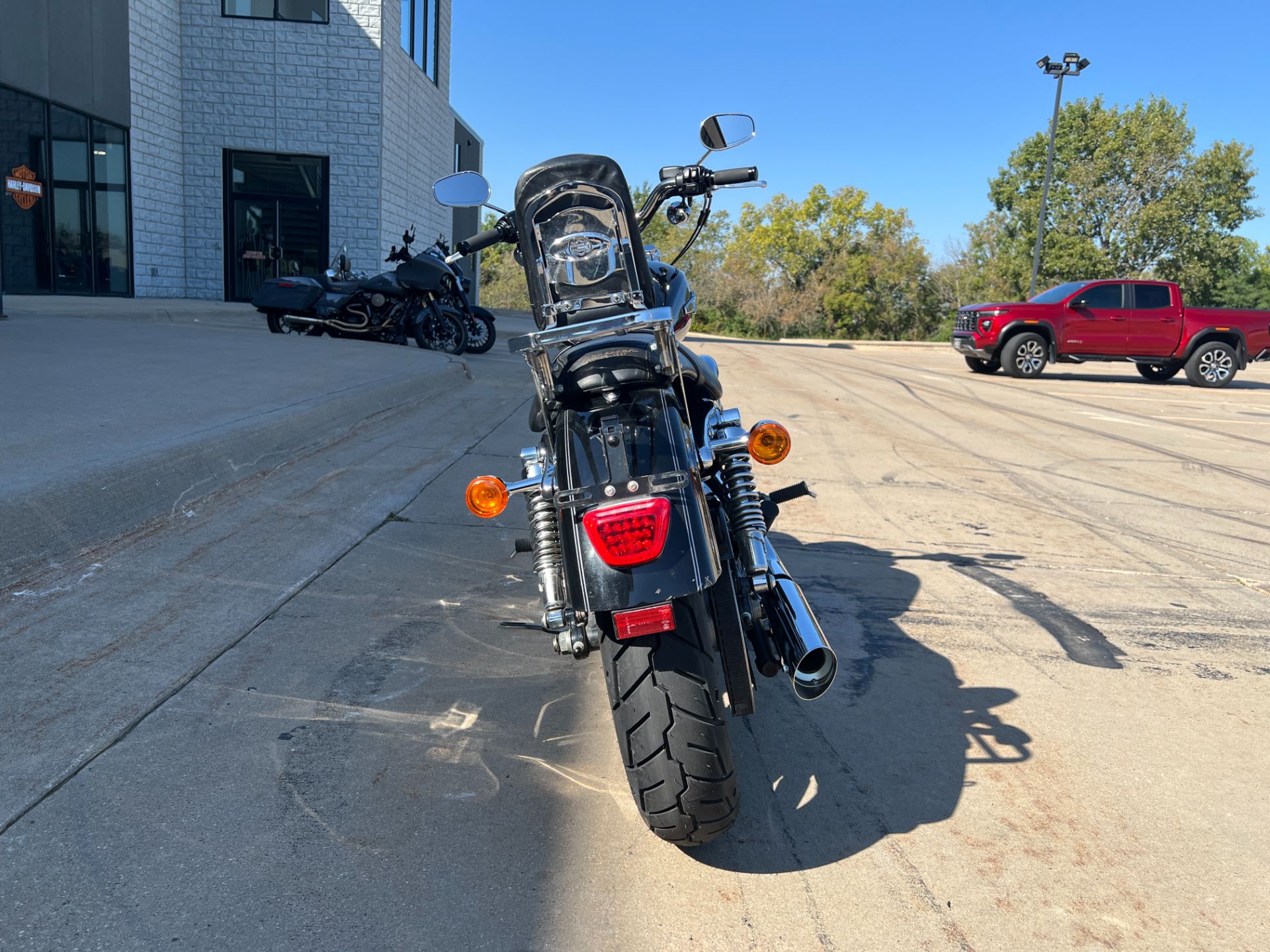 2011 Harley-Davidson Sportster® 1200 Custom in Dubuque, Iowa - Photo 4