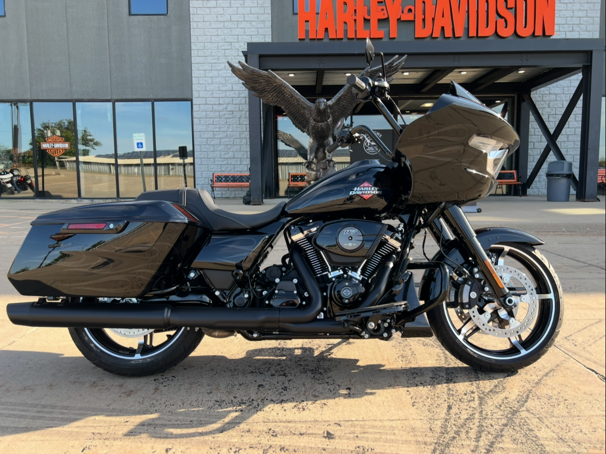 2025 Harley-Davidson Road Glide® in Dubuque, Iowa - Photo 1
