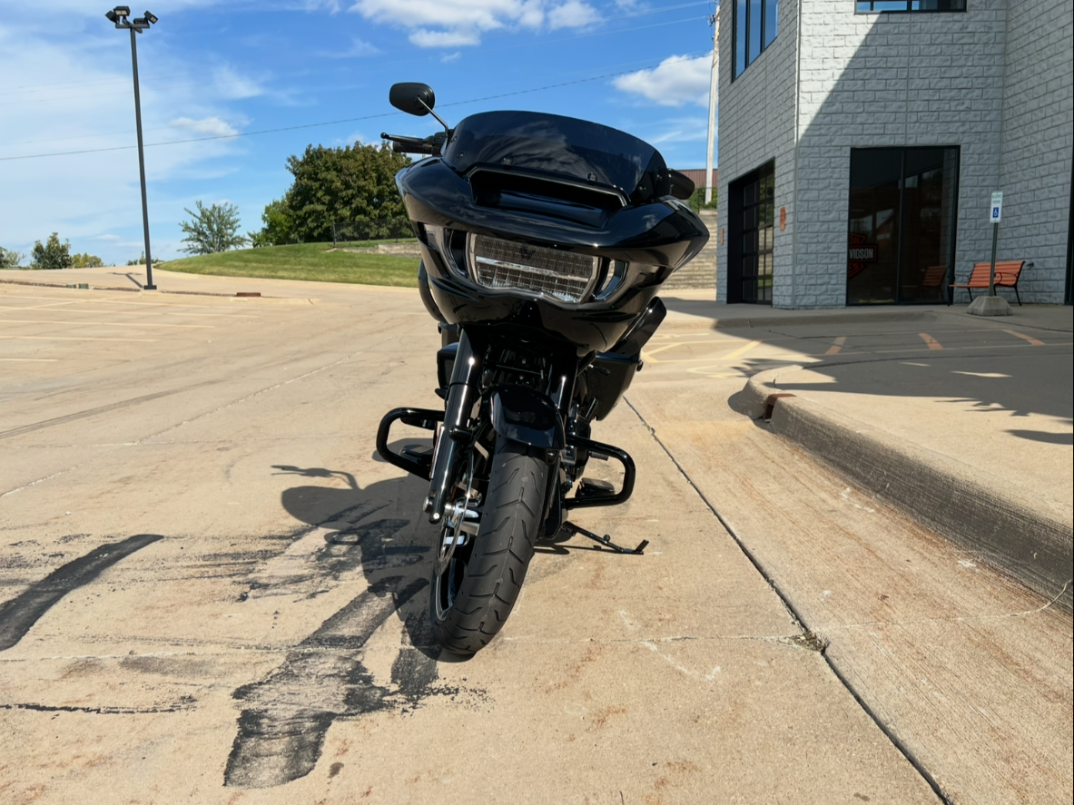 2025 Harley-Davidson Road Glide® in Dubuque, Iowa - Photo 7