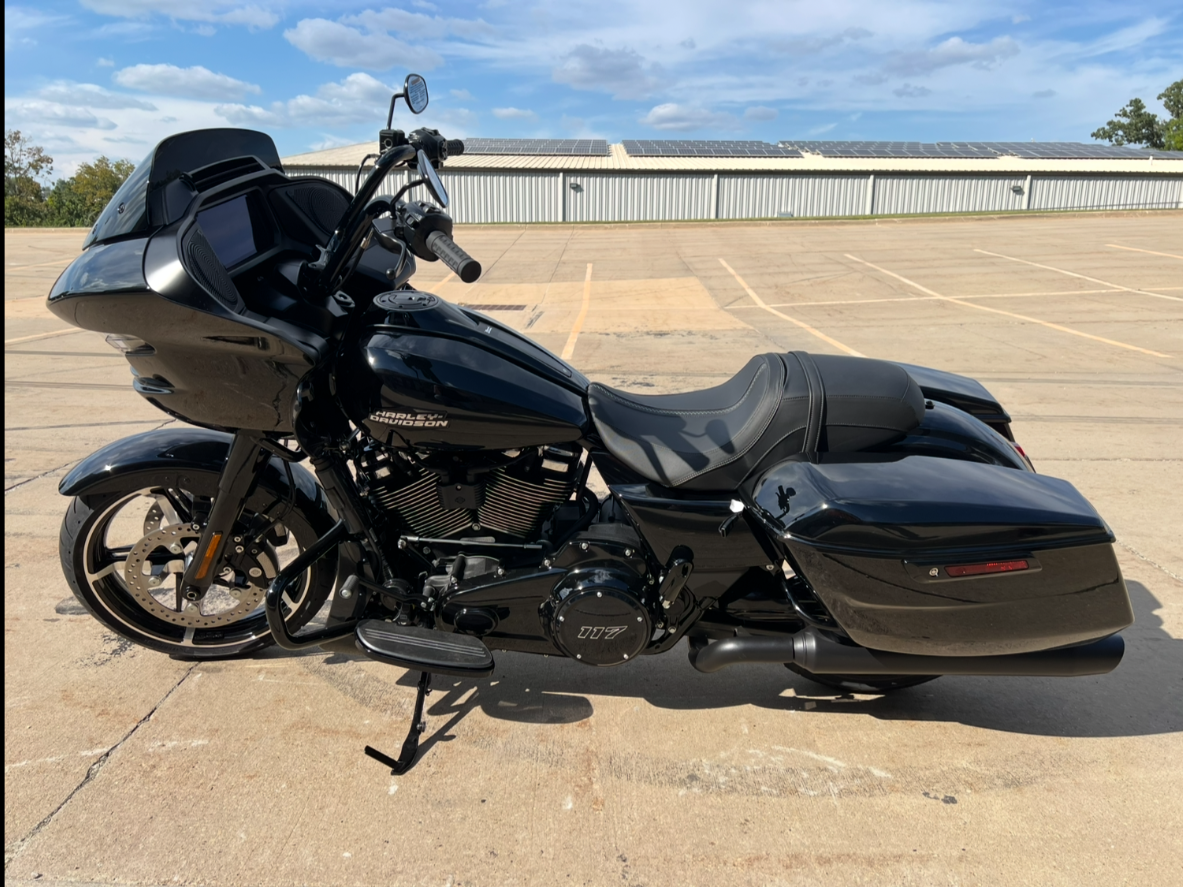 2025 Harley-Davidson Road Glide® in Dubuque, Iowa - Photo 5