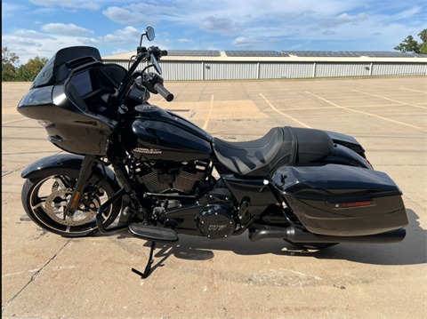 2025 Harley-Davidson Road Glide® in Dubuque, Iowa - Photo 5
