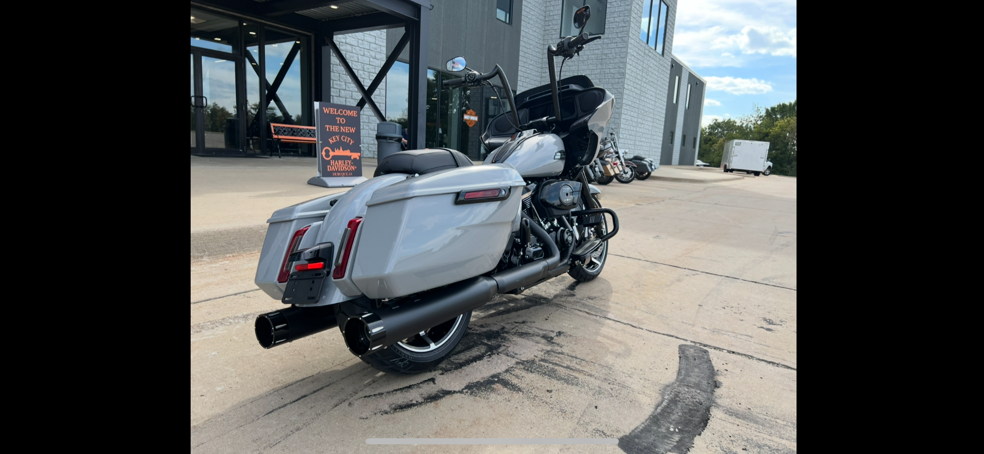 2025 Harley-Davidson Road Glide® in Dubuque, Iowa - Photo 2