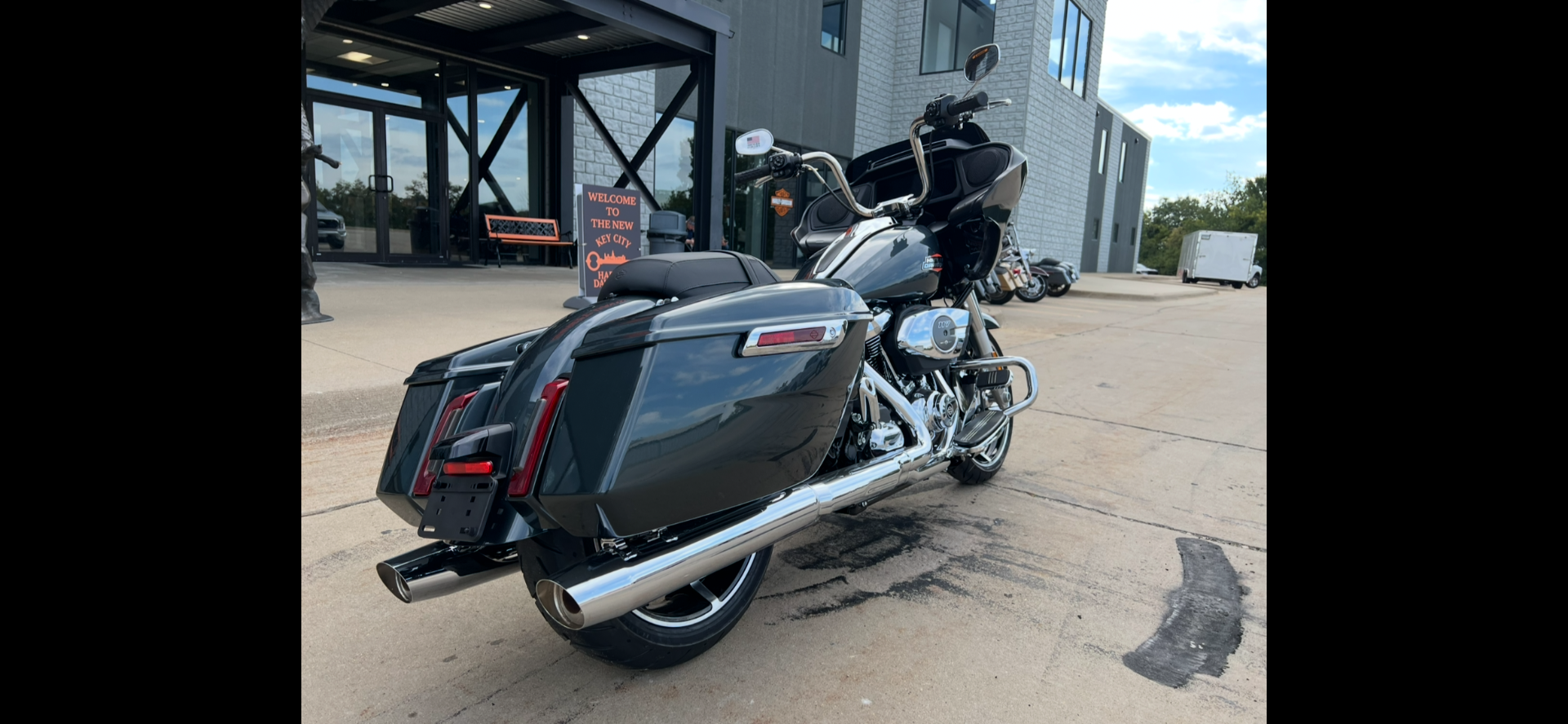2025 Harley-Davidson Road Glide® in Dubuque, Iowa - Photo 2