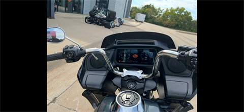 2025 Harley-Davidson Road Glide® in Dubuque, Iowa - Photo 9