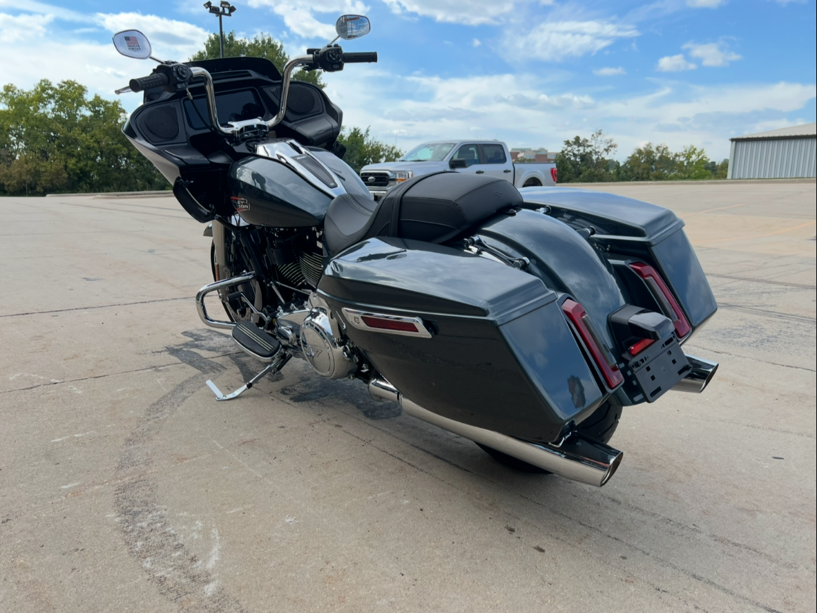 2025 Harley-Davidson Road Glide® in Dubuque, Iowa - Photo 5