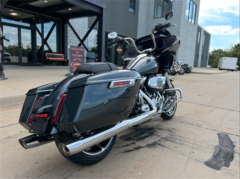 2025 Harley-Davidson Road Glide® in Dubuque, Iowa - Photo 2
